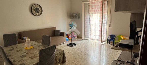 2 bedrooms Apartment in Palermo, Italy No. 287901 3