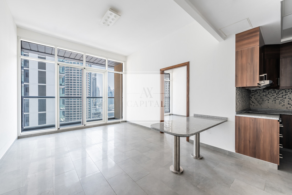 Квартира с 1 спальней в Дубай Марина, ОАЭ № 52474