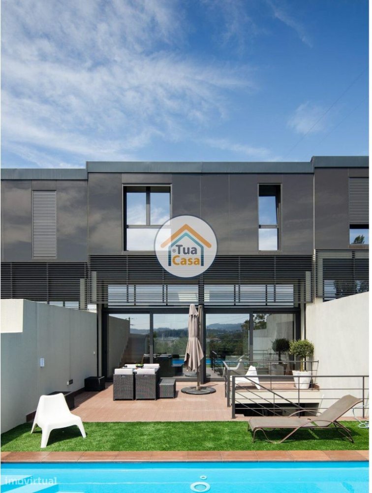 3 bedrooms House in Guimaraes, Portugal No. 37991