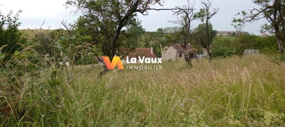 970m² Land in Pierreville, France No. 86410 3