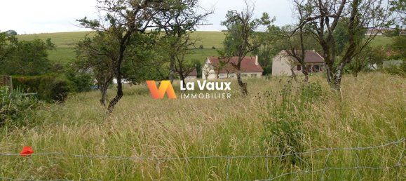 970m² Land in Pierreville, France No. 86410 2