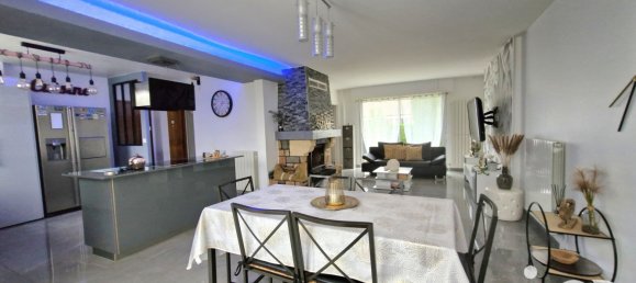 5 Schlafzimmer Haus in Trie-Chateau, France, Nr. 47947 13