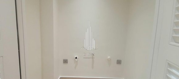 Apartamento de 3 dormitorios en Al Khalidiya, UAE No. 56161 18