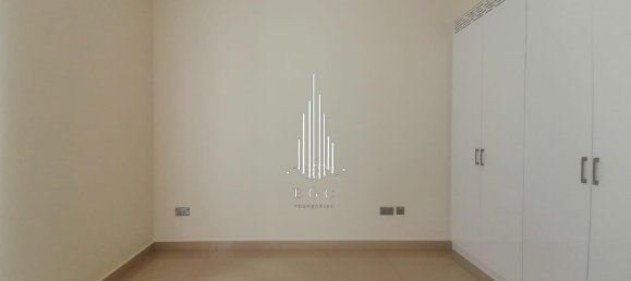 Apartamento de 3 dormitorios en Al Khalidiya, UAE No. 56161 8