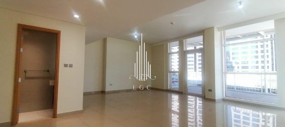 Apartamento de 3 dormitorios en Al Khalidiya, UAE No. 56161 4