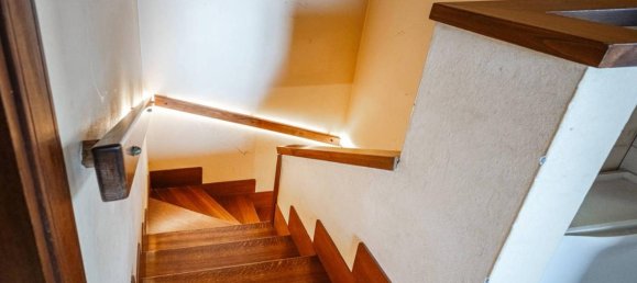 6 rooms House in Buggiano, Italy No. 154995 8