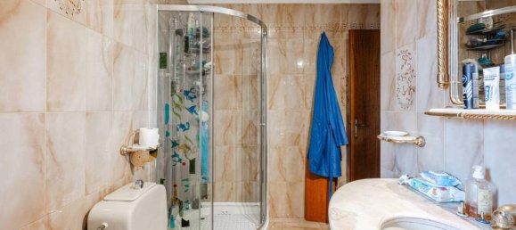 6 rooms House in Buggiano, Italy No. 154995 21