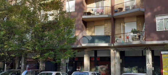 2 rooms Commercial property in Paderno Dugnano, Italy No. 116697 2