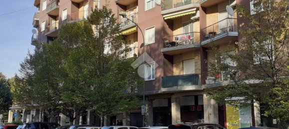 2 rooms Commercial property in Paderno Dugnano, Italy No. 116697 3