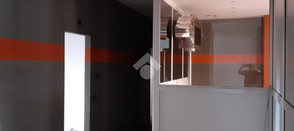 2 rooms Commercial property in Paderno Dugnano, Italy No. 116697 8