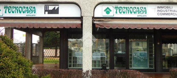 2 rooms Commercial property in Paderno Dugnano, Italy No. 116697 14