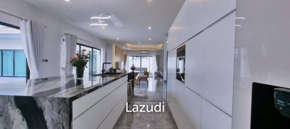 4 bedrooms Villa in Pattaya, Thailand No. 23440 8