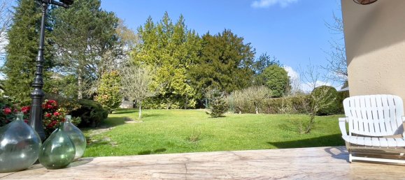 4 bedrooms Castles in Mayenne, France No. 317081 3