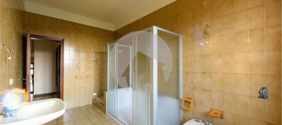 Дом с 9 комнатами в Сан Бенедетто По, Италия № 148812 12