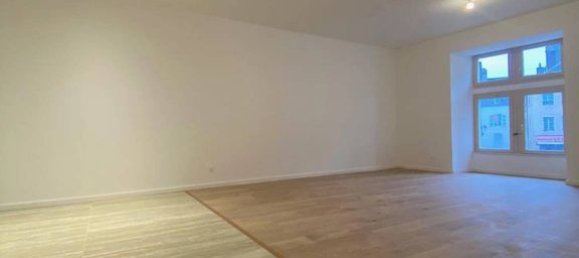 6 rooms Apartment in Beaune, France No. 258717 2