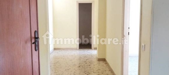 Apartamento de 3 dormitorios en Frosinone, Italy No. 222311 14