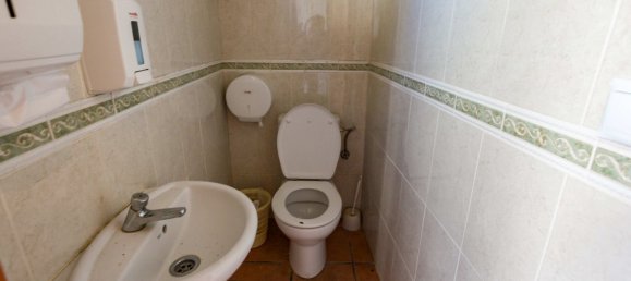 4 غرف نوم عقار تجاري في Orba, Spain رقم 8376 4