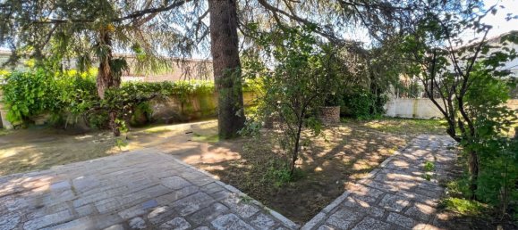 5 bedrooms House in Madrid, Spain No. 180326 8