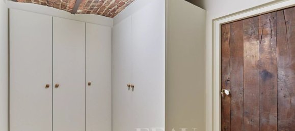 3 bedrooms Apartment in Paris, France No. 180953 20