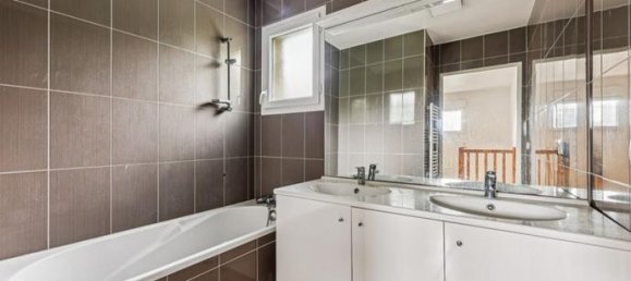 4 bedrooms House in Chanteloup-en-Brie, France No. 282139 10