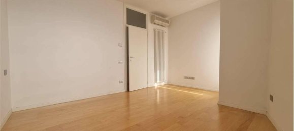 6-Zimmer Penthouse in Rovereto, Italy, Nr. 137984 22