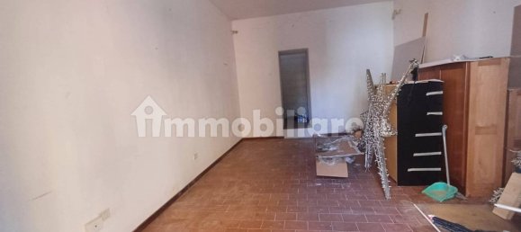 1-Zimmer Gewerbliche Immobilie in Ceprano, Italy, Nr. 167498 9