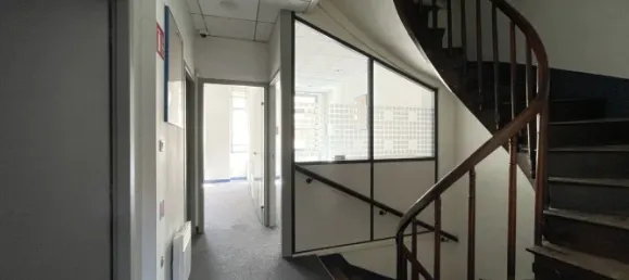 3 bedrooms Building in Confolens, France No. 280220 6