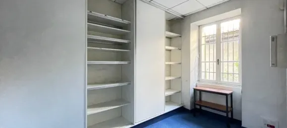 3 bedrooms Building in Confolens, France No. 280220 5