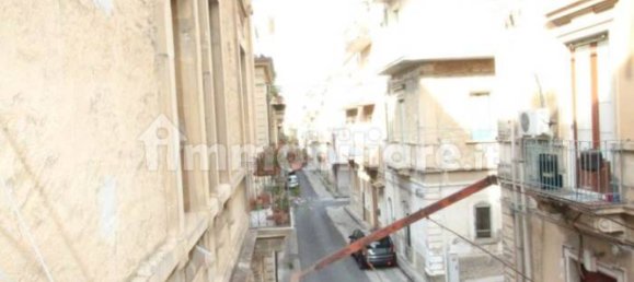 1 Schlafzimmer Haus in Lentini, Italy, Nr. 356381 3