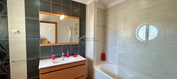 3 bedrooms Villa in Guia, Portugal No. 30820 27