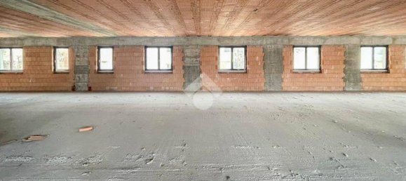 Офис с 2 комнатами в Саббьо Кьезе, Италия № 89743 19