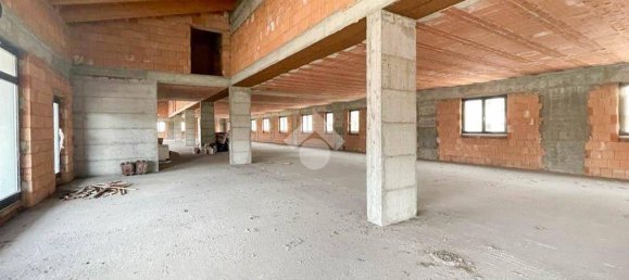 Офис с 2 комнатами в Саббьо Кьезе, Италия № 89743 35