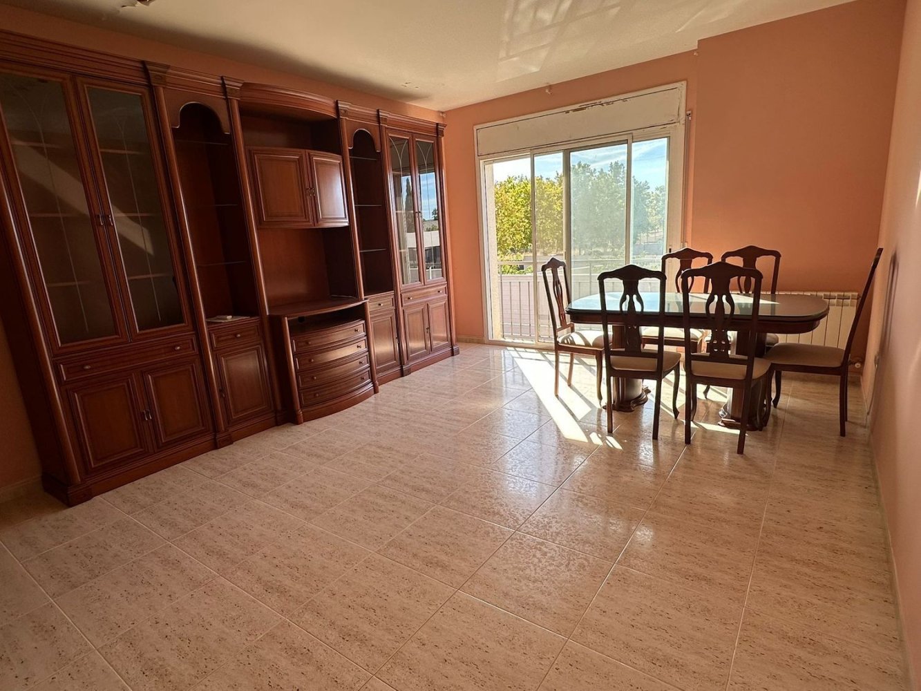 Apartamento de 3 dormitorios en Ciudad Real, Spain No. 247381