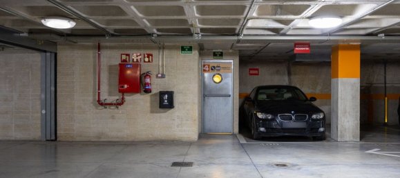 Garage in Madrid, Spain, Nr. 95447 12
