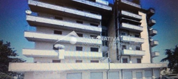 Квартира с 7 комнатами в Монтополи ин Валь д’Арно, Италия № 263302 5