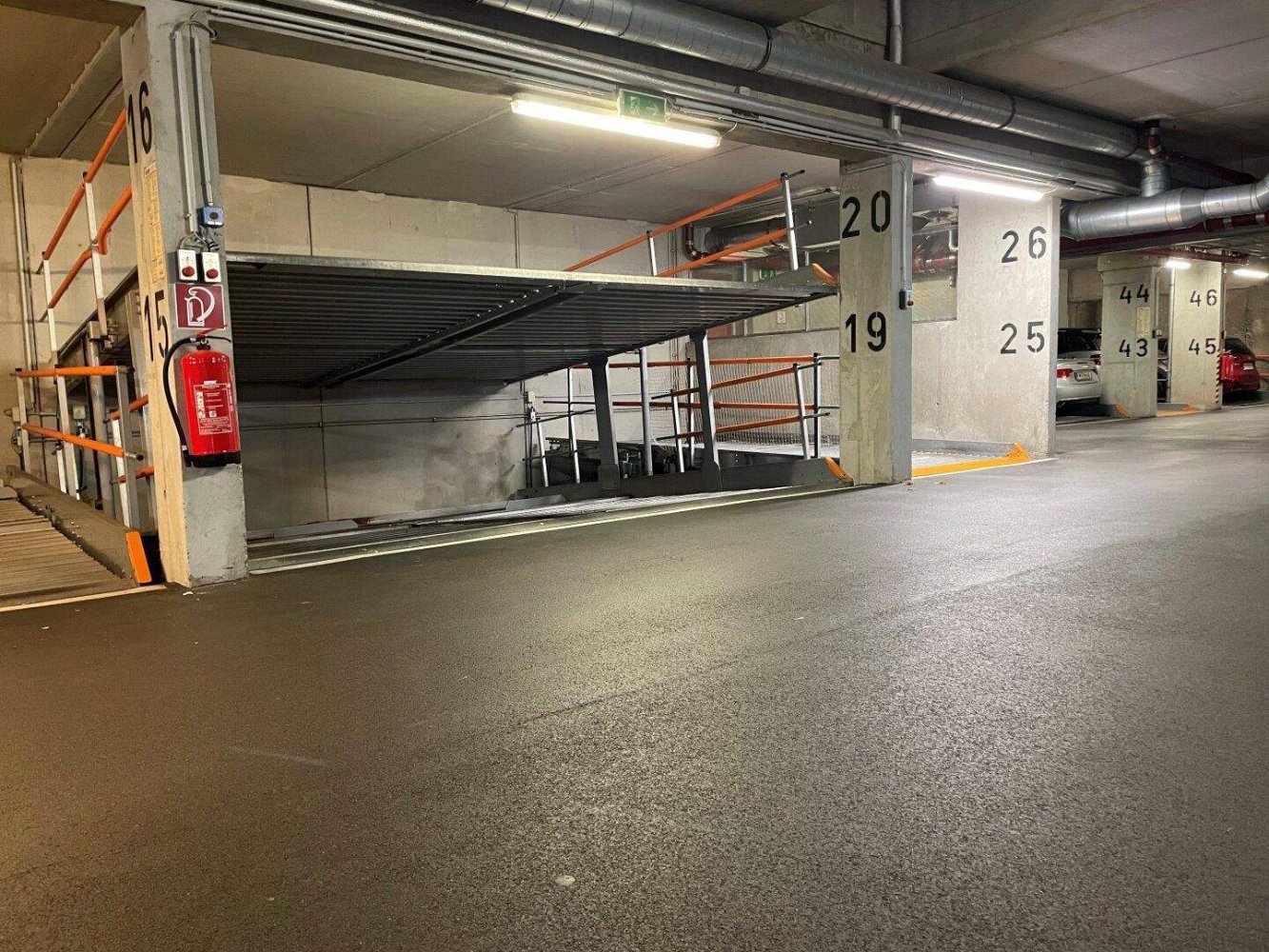  مرآب في Vienna, Austria 11متر مربع رقم 127234