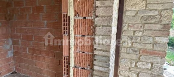 3 Schlafzimmer Haus in Todi, Italy, Nr. 50297 9