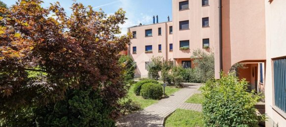 4غرفة شقة في Ponte San Pietro, Italy رقم 274275 35