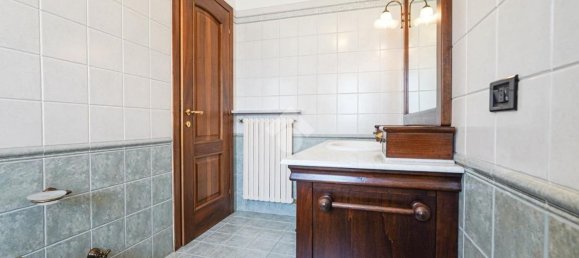 4غرفة شقة في Ponte San Pietro, Italy رقم 274275 24