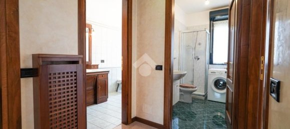 4غرفة شقة في Ponte San Pietro, Italy رقم 274275 27