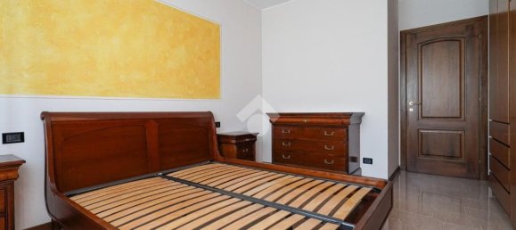 4غرفة شقة في Ponte San Pietro, Italy رقم 274275 16