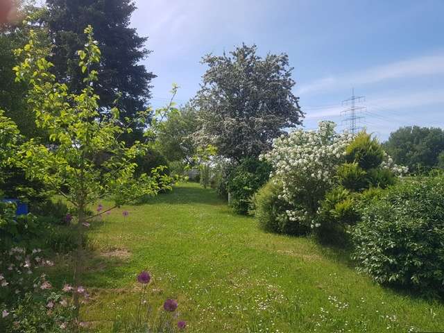 932m² Land in Darmstadt-Dieburg, Germany No. 204036