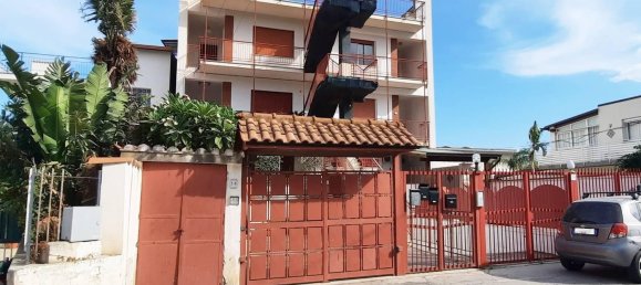 4 Schlafzimmer Wohnung in Palermo, Italy, Nr. 332471 15