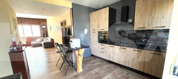 3 bedrooms Apartment in Naples, Italy No. 313667 9