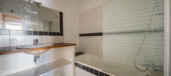 2 Schlafzimmer Doppelhaus in Manche, France, Nr. 360673 8