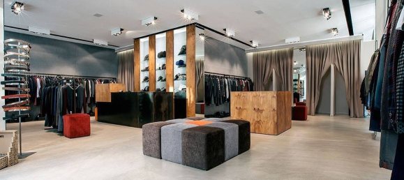 1 room Commercial property in Campi Bisenzio, Italy No. 12038 4