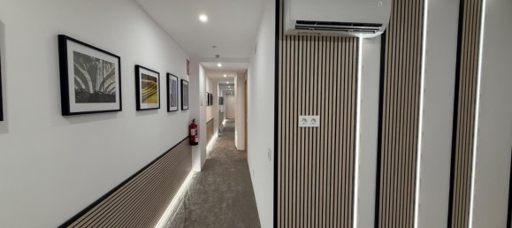 5 bedrooms Apartment in Alicante, Spain No. 146890 3