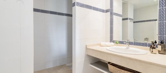 3 Schlafzimmer Penthouse in Marbella, Spain, Nr. 154429 36