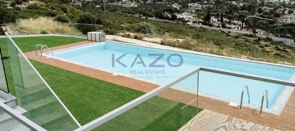 Коммерческая недвижимость с 4 спальнями в Суни-Занакья, Кипр № 13526 7