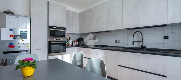 Apartamento de 4 divisões em San Gillio, Italy N.º 236947 10